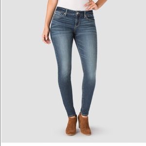 Levi’s Denizen jeans